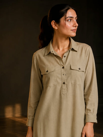 Olive Haze soft lilac two piece women’s outfit with button-down shirt and relaxed trousers
Shop Olive Haze, a soft lilac two-piece women’s outfit featuring an elegant button-down shirt and relaxed trousers. Comfortable, minimal and effortlessly stylish